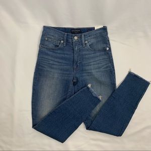 Lucky Brand Jean size 2
